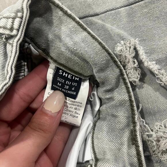 Light green ripped Jeans - Picture 3 of 5